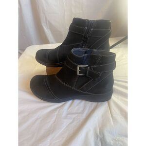 Women's Clarks Carleigh Della Black Nubuck Shoes-Leather-Size 8.5‎